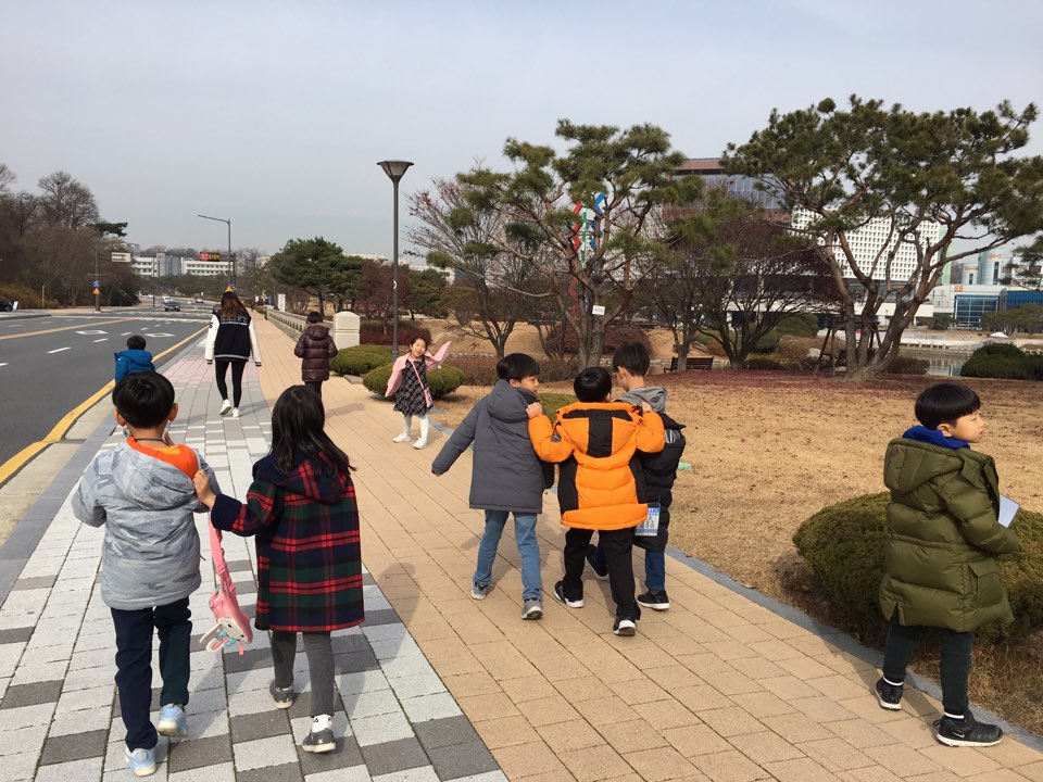 2018년 학교공헌사업 카이스트탐방과 진로멘토링 카이스트탐방 (2).jpg